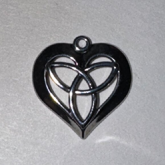 Triquetra Heart Design Sterling Silver Pendant - Picture 1 of 16